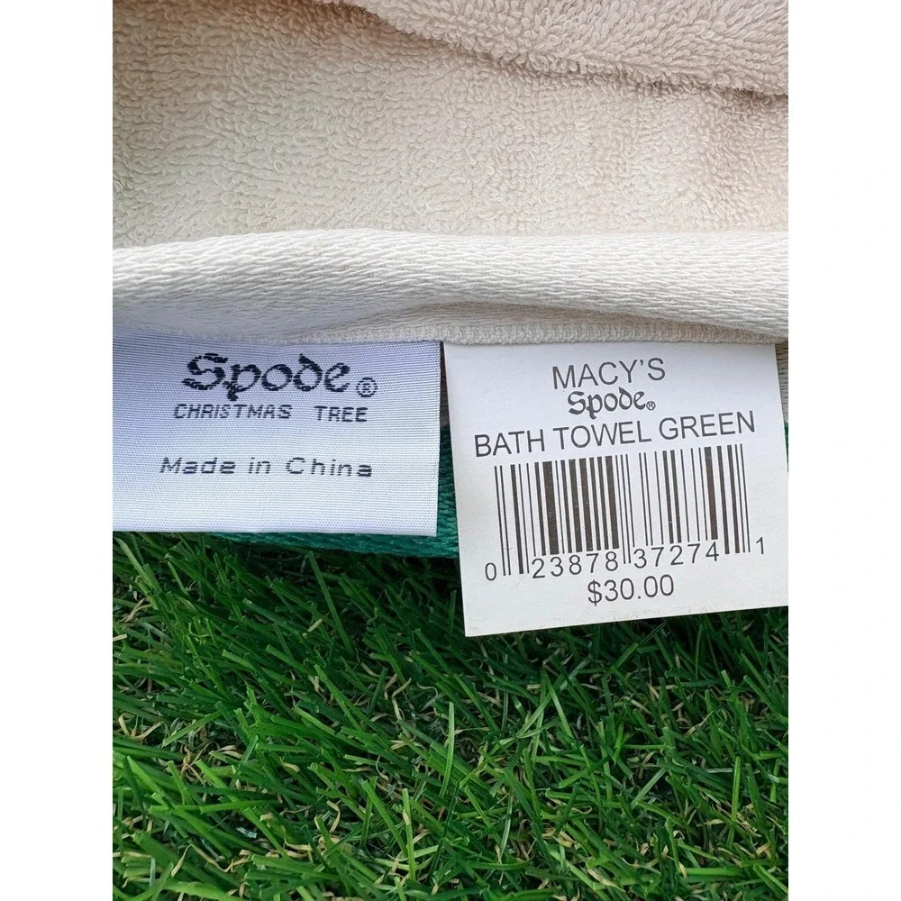Spode Christmas Tree 4 Piece‎ Set 2 Bath Towels 1 Hand Towel 1 Oven Mitt Green